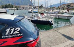 Ostia, minaccia con il coltello la moglie, sorpreso dai carabinieri finisce in manette