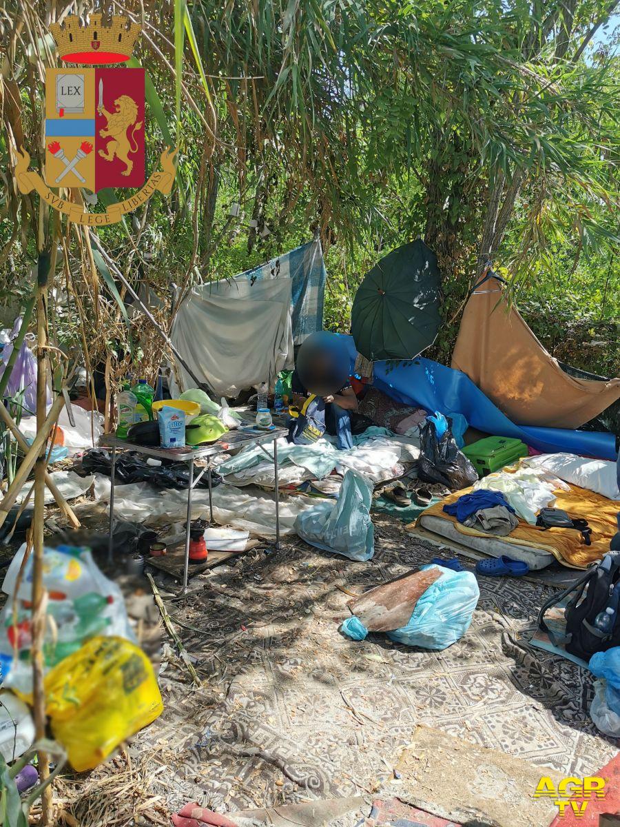 Sgomberato insediamento abusivo dalla Polizia di Stato sull’Appia Antica