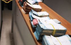 Presi due albanesi con 120 mila euro, uno era ricercato
