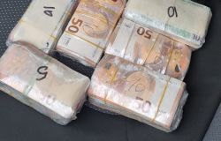 soldi sequestrati due albanesi
