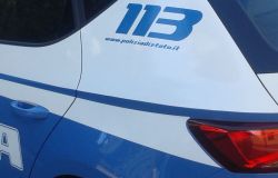 Guarda che faccio, se continui così...ti ammazzo e la insegue con un coltello, arrestato 44 enne