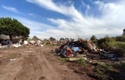 Ostia, domani riaprono gli uffici comunali, prosegue la bonifica del territorio, a Stagni rimosso insediamento abusivo