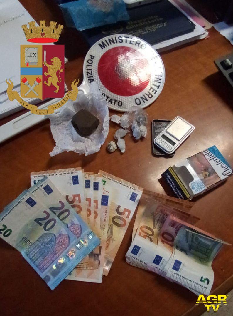 Polizia, week end con i pusher nel mirino, 7 in manette e sequestri di stupefacente