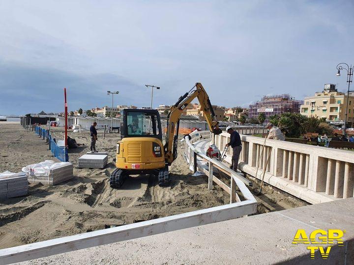 Ostia, dal pontile ripristinati i varchi alla spiaggia Ostia, dal pontile ripristinati i varchi alla spiaggia