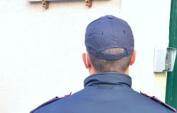 In manette due uomini, avevano rapinato, picchiato e tentato di violentare un giovane conosciuto su una chat