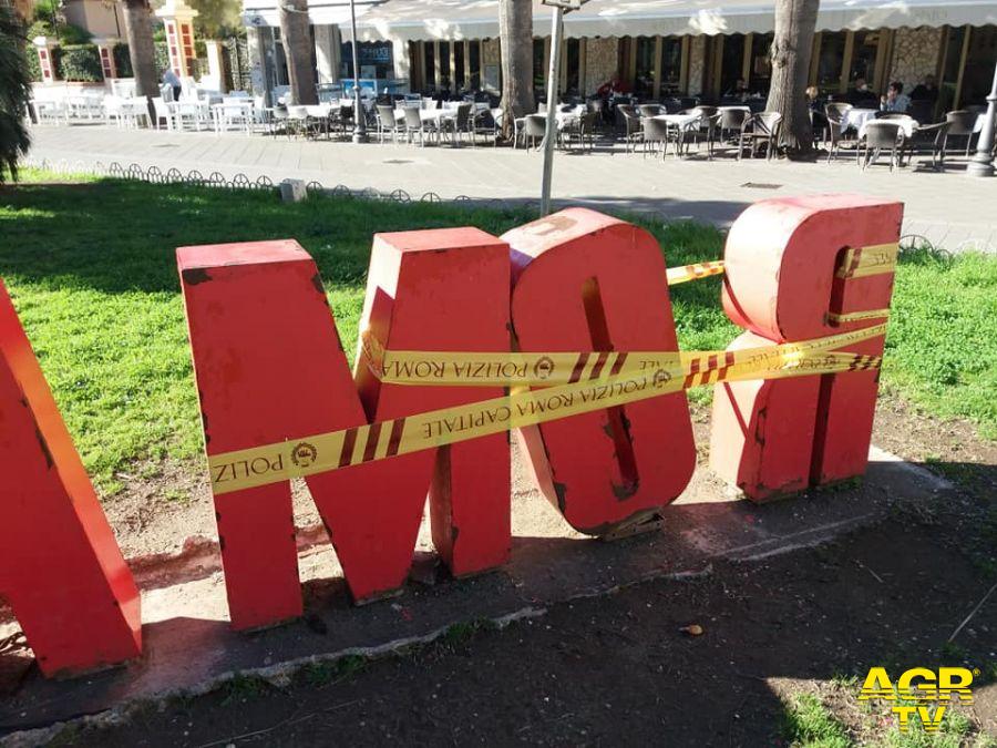 Ostia, l'ultimo scempio a piazza Anco Marzio