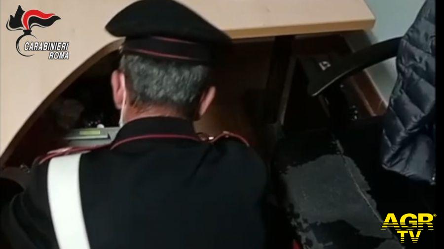 Velletri, blitz antiusura dei carabinieri, tre arresti