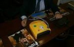Defibrillatori anche nei centri commerciali