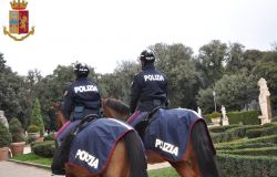 Roma, vietato fare.... assembramenti