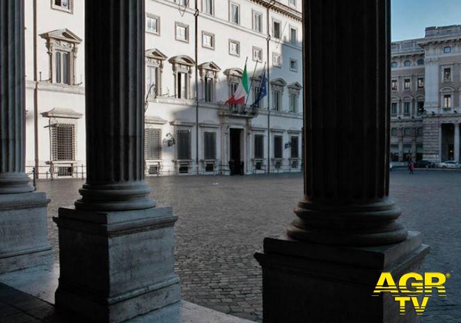 Covid-19, il nuovo decreto: dal 21 dicembre 2020 al 6 gennaio 2021 Covid-19, il nuovo decreto: dal 21 dicembre 2020 al 6 gennaio 2021