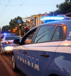 X Municipio, si barrica in casa dopo un litigio con la moglie, misterioso ferimento di un cileno,  indaga la polizia