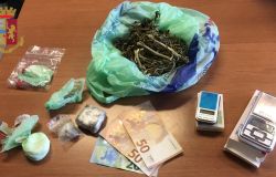 Fiumicino, preso pusher, spacciava nella sua camera d'albergo