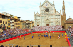 Firenze. Calcio Storico Fiorentino: Vinto un bando Mibac, quarantaseimila euro per l’attività del Corteo della Repubblica Fiorentina