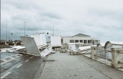 Ostia, danni per la mareggiata, SI contraria ai ristori per i balneari