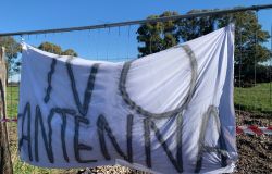Ostia Antica, sit-in dei residenti contro una nuova antenna di telefonia