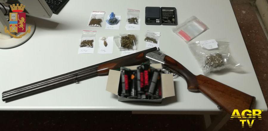 Polizia Velletri droga, soldi ed un fucile sequestrati Polizia Velletri droga, soldi ed un fucile sequestrati