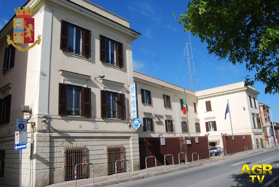 Il padre picchia la madre, la figlia lo denuncia, arrestato Il padre picchia la madre, la figlia lo denuncia, arrestato