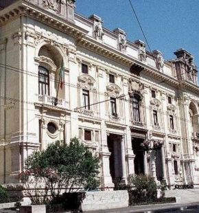 Priorità alla scuola, mobilitazione in 23 città, recovery fund anche per la scuola pubblica Priorità alla scuola, mobilitazione in 23 città, recovery fund anche per la scuola pubblica