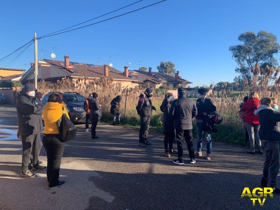 Ostia Antica, il cantiere per l'antenna si ferma, i residenti trattengono il fiato