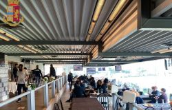 Capannelle, la febbre di cavallo contagia 70 persone, assembramenti e  scommesse clandestine