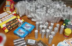 Bombe carta artigianali e droga, nei guai due fratelli