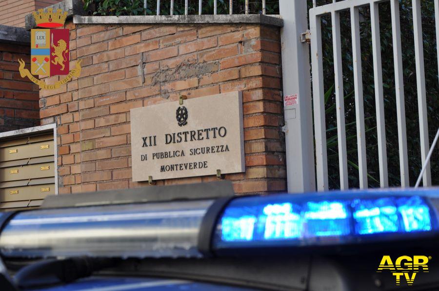 Racket dei posteggi, si rifiuta di pagare, aggredito da un 29enne tunisino