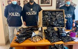 Oltre 20 kg di Oppio in un garage, arrestato indiano