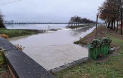 Italia, allerta fiumi, gli argini sono costantemente monitorati