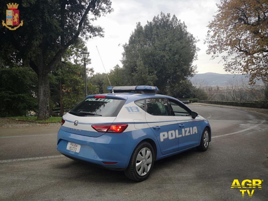Firenze .Nascondeva la cocaina nel passaruota dello scooter Firenze .Nascondeva la cocaina nel passaruota dello scooter