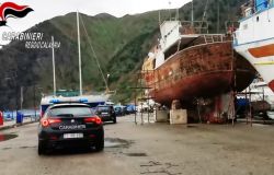 Catanzaro, le indagini nel commercio di prodotti petroliferi fanno scattare nuovi arresti