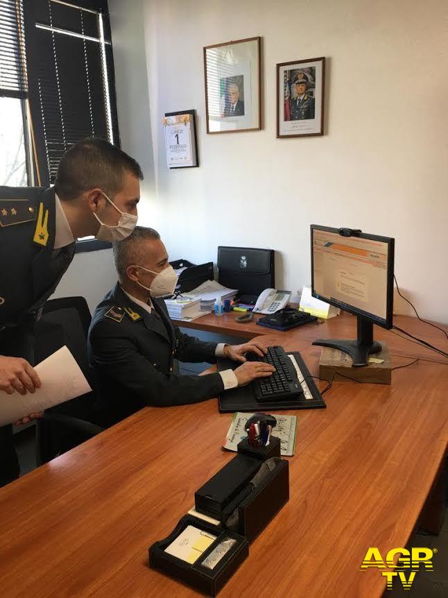 Guardia di Finanza - Comando regionale Denunciate all’autorità giudiziaria sette persone responsabili di indebita percezione di assegni Guardia di Finanza - Comando regionale Denunciate all’autorità giudiziaria sette persone responsabili di indebita percezione di assegni