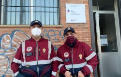 Vaccinazioni over 80 sul litorale, l'impegno dei volontari della Polizia di Stato