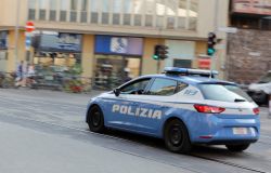 Contrasto della Polizia di Stato allo spaccio di droga alle fermate della tramvia e dell’autobus: 1 pusher in manette e altri 2 denunciati in 24 ore