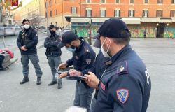 Trastevere, due ragazze aggrediscono una coetanea, giro di vite della Questura, DACUR per 2 anni