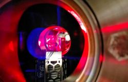 UniFi. Il supersolido ruota senza inerzia. Scoperta proprietà del nuovo stato quantistico della materia