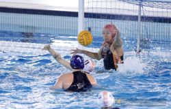 Pallanuoto, semifinali scudetto, sconfitta la Sis Roma, primo round all'Ekipe Catania