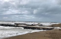 Ostia, la SIGEA contro il ripascimento: il pennello a T non fermerà l'erosione
