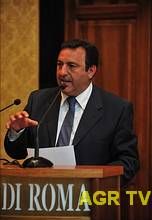 Piero Cucunaro - Presidente della Commissione Riforme Piero Cucunaro - Presidente della Commissione Riforme