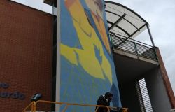 Fiumicino, il Parco Leonardo riqualifica con i murales di Alessandro Etsom la stazione ferroviaria