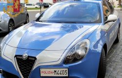 Si perde il portafoglio con soldi e carte di credito...glielo riporta la polizia