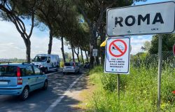 Roma, svolta green, stop alle auto inquinanti dal 2030