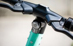 Faceva evoluzioni sul monopattino, fermato trasportava Ectasy
