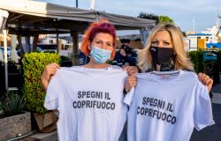 Fiumicino, il consiglio comunale sul coprifuoco sta con i ristoratori, ma attenzione alla sicurezza