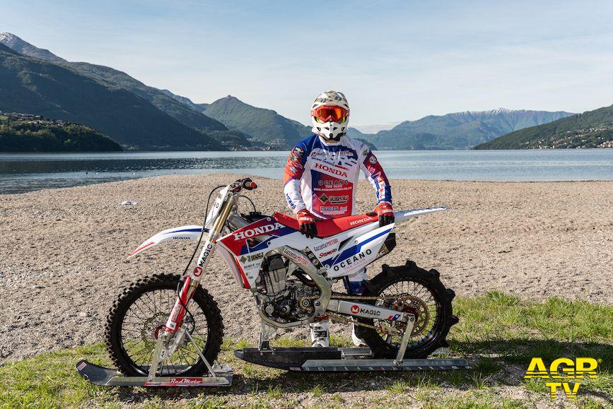 Stretto di Messina, attraversarlo con una moto da cross si può...parola di Luca Colombo Stretto di Messina, attraversarlo con una moto da cross si può...parola di Luca Colombo