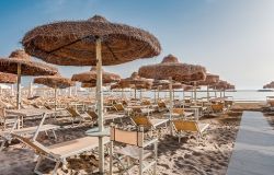 Stabilimenti balneari, boom di prenotazioni con l’app Spiagge.it per ombrelloni e lettini