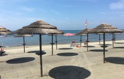Ostia, stabilimento Village inaugura la stagione, varato un programma di sostegno della terza età.