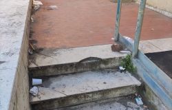 Ostia, Spiaggia Gialla tra degrado ed emergenza abitativa: la segnalazione di un turista