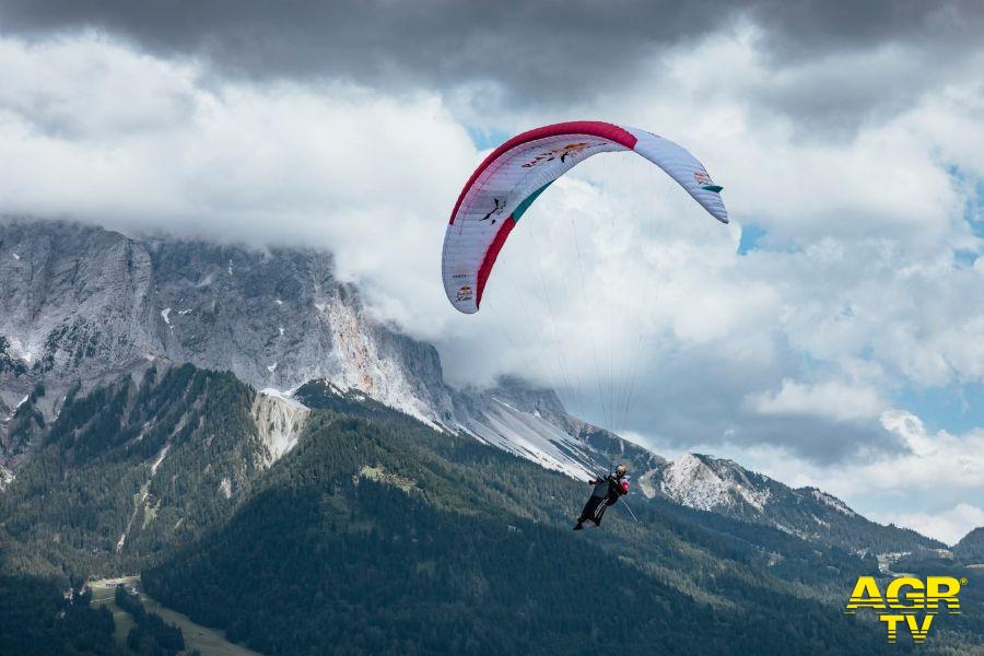 Volo in deltaplano e parapendio dal Monte Bianco al Friuli