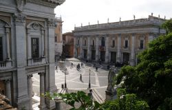 Campidoglio, calano del 41% le presenze dei Rom nei campi autorizzati