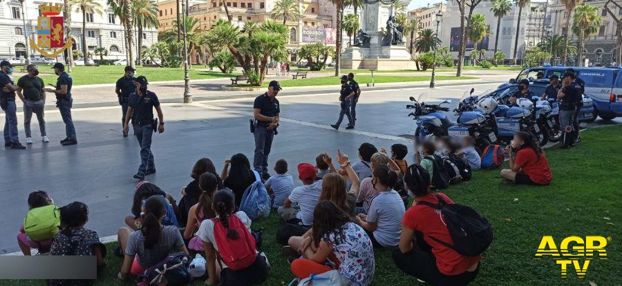 Polizia incontra gli studenti Polizia incontra gli studenti